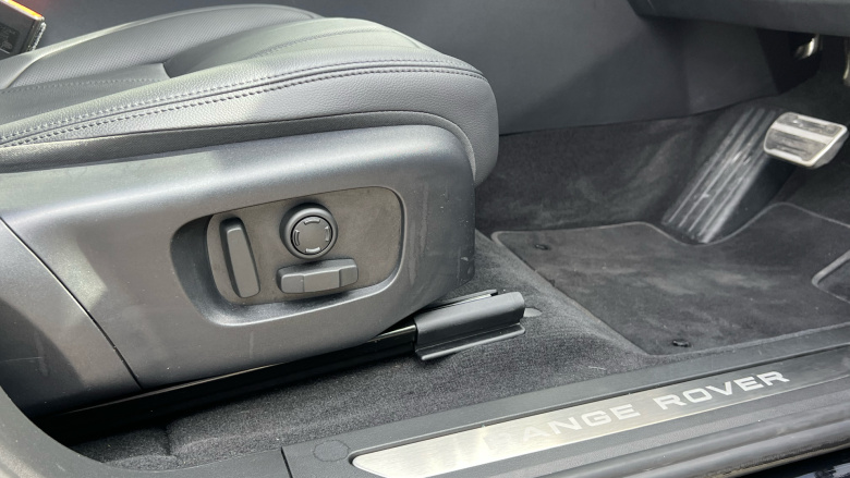 Land Rover Range Rover Evoque 2.0 D200 Dynamic SE 5dr Auto Diesel Hatchback